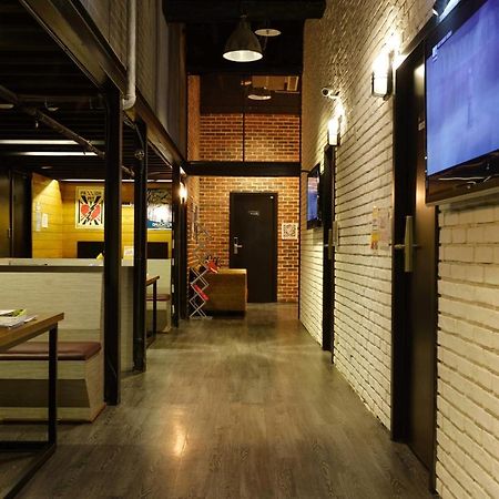 Angels Hostel Taipei Ximen Bagian luar foto